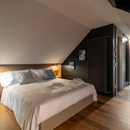 Milia Hotel *