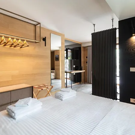 Hotel Milia *